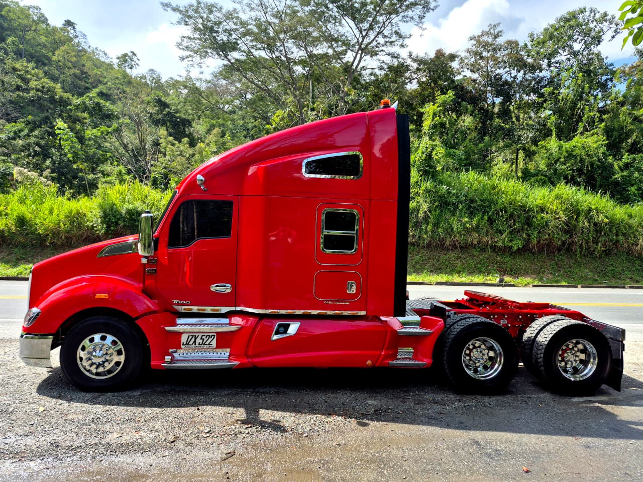 Cabezote de tractomula Antares